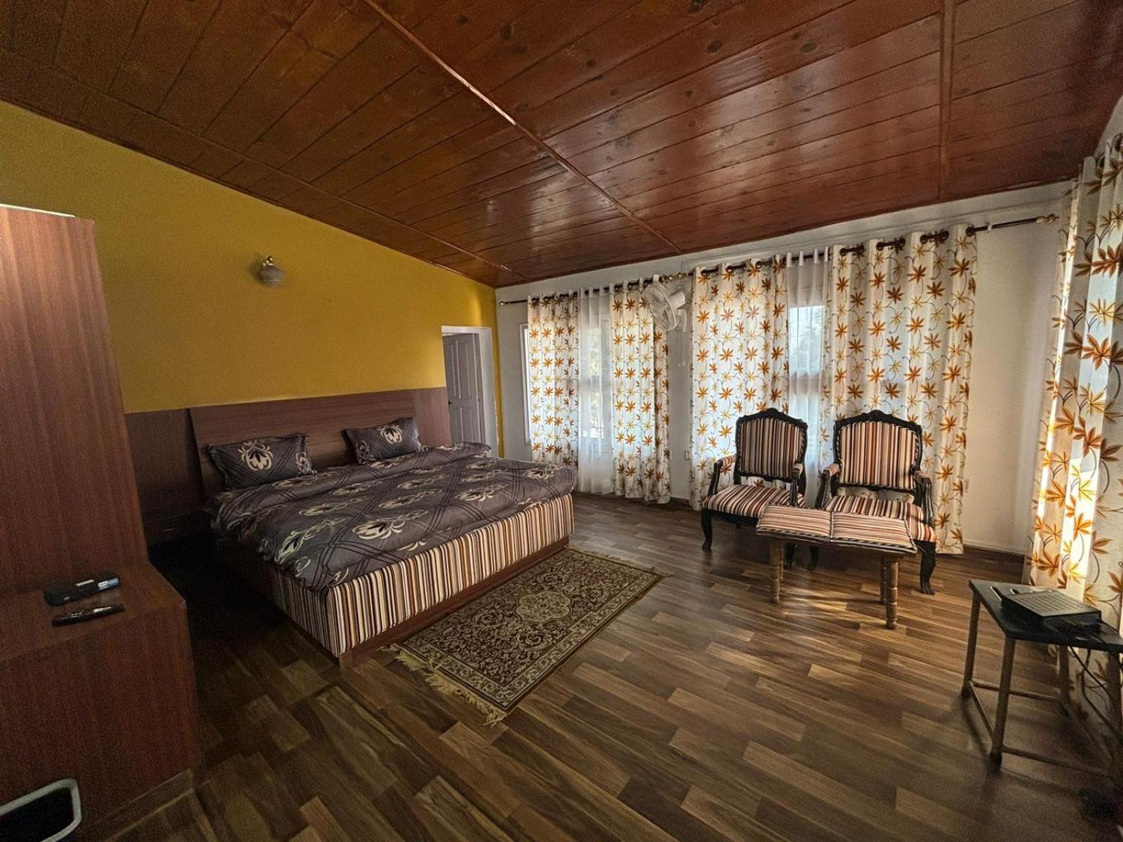 5 Bedrooms By Humble Stay カソーリ エクステリア 写真
